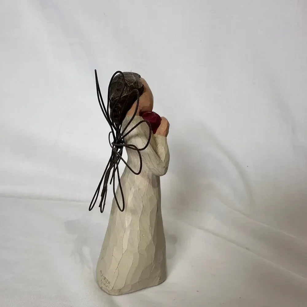 Willow Tree Angel of the Heart Susan Lordi Demdaco 2000 Figurine Collectible